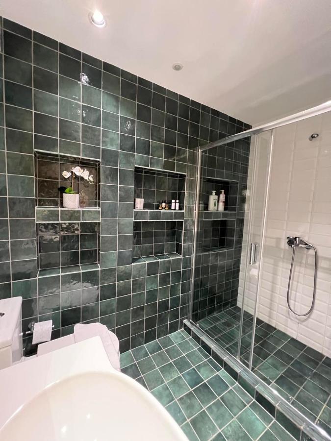 Crown Syntagma Apartment Афины Экстерьер фото